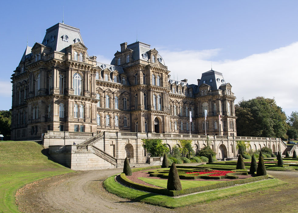 The Bowes museum front exterior home of the silver swan automaton